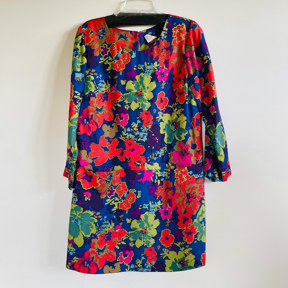 Beautiful silk JCrew shift dress.